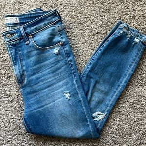 A&F Super Skinny Jean. Ripped and Cropped